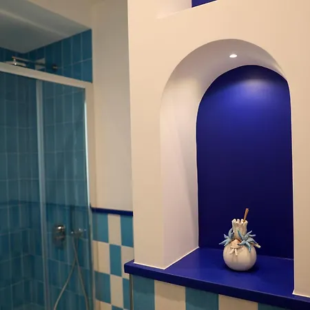 Oda ve Kahvaltı Maison Desy&gio 4*