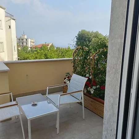 Oda ve Kahvaltı Maison Desy&gio 4*